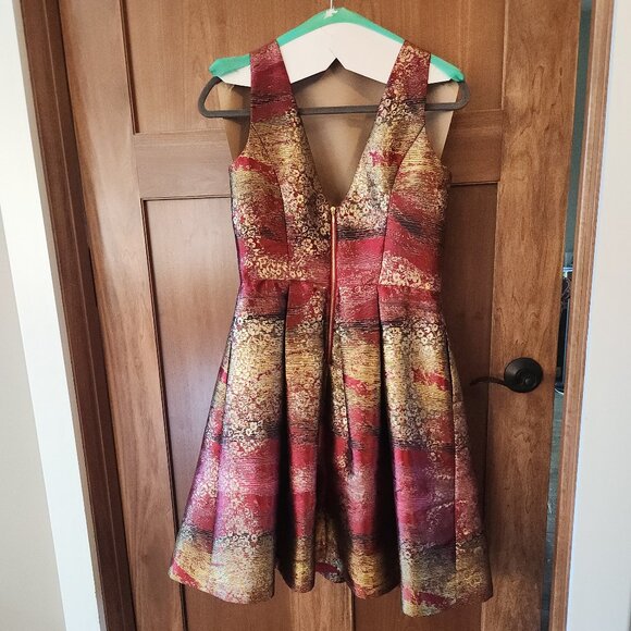 Nicole Miller Cocktail dress, size 8, metallic jacquard print - Picture 5 of 7